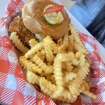 Hattie B's - Fried Sandwich side of fries were crispy - Southern Near Me - Plano, Texas Hattie B's - Fried Sandwich side of fries were crispy - Southern Near Me - Plano, Texas