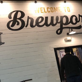 Brewport - Pizza Near Me - Bridgeport, Connecticut