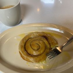 Wolf River Cafe - Sweet roll