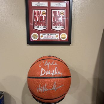 Picture Hanging with US - Wall Mounted Sports Frame and Basketball. - Interior Design Near Me Picture Hanging with US - Wall Mounted Sports Frame and Basketball. - Interior Design Near Me