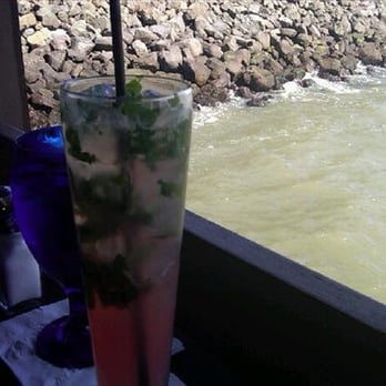 Skates On The Bay - Cranberry mojito - Seafood Near Me - Berkeley, California Skates On The Bay - Cranberry mojito - Seafood Near Me - Berkeley, California