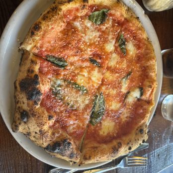 Il Lazzarone - Margarita - Pizza Near Me - Saint Joseph, Missouri