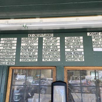 Bedford Farms - menus on the front of the building - Ice Cream & Frozen Yogurt Near Me - Bedford, Massachusetts Bedford Farms - menus on the front of the building - Ice Cream & Frozen Yogurt Near Me - Bedford, Massachusetts