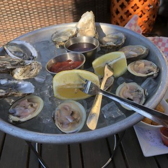 Bourbon Street - fresh oysters! - Cajun/Creole Near Me - Bayside, New York