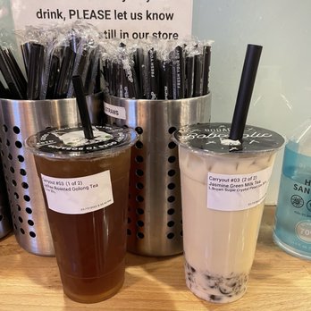 BoBaPoP - Left: Lychee Roasted Oolong Tea Right: Jasmine Green Milk Tea with Brown Sugar Pearl - Coffee & Tea Near Me - San Gabriel, California