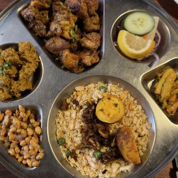 While In Kathmandu - Chicken Platter (Khaja Set) - Cafes Near Me - Ridgewood, New York