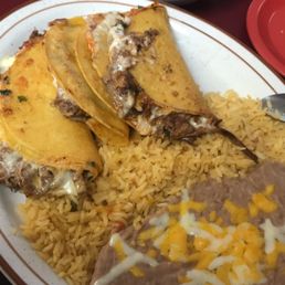 a plate of mexican food