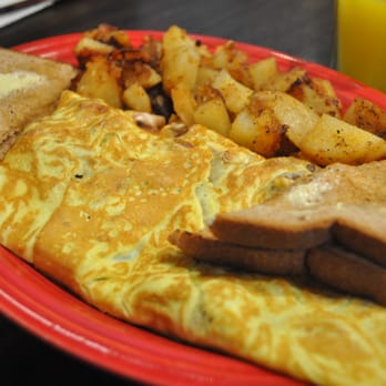 Red's Kitchen + Tavern - all-meat omelette - American Near Me - Peabody, Massachusetts Red's Kitchen + Tavern - all-meat omelette - American Near Me - Peabody, Massachusetts