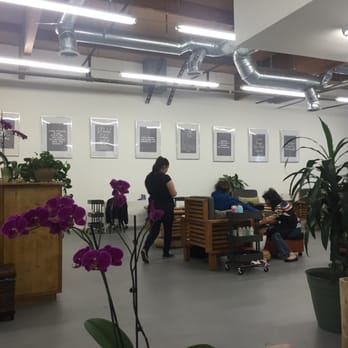 Naild La - Nail Salons Near Me - Los Angeles, California Naild La - Nail Salons Near Me - Los Angeles, California