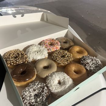 Snowflake - 1 Dozen Mixed Donut - Donuts Near Me - Houston, Texas Snowflake - 1 Dozen Mixed Donut - Donuts Near Me - Houston, Texas