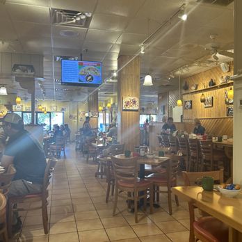 Skillets - Naples - Park Shore - Dining area - Breakfast & Brunch Near Me - Naples, Florida Skillets - Naples - Park Shore - Dining area - Breakfast & Brunch Near Me - Naples, Florida