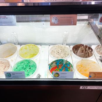 Kilwins Ice Cream - Chocolate - Fudge - Ice cream - Ice Cream & Frozen Yogurt Near Me - Madison, Wisconsin Kilwins Ice Cream - Chocolate - Fudge - Ice cream - Ice Cream & Frozen Yogurt Near Me - Madison, Wisconsin