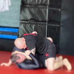 Triple Seven Jiu Jitsu - Sol Roth training at Triple Seven Jujitsu.
