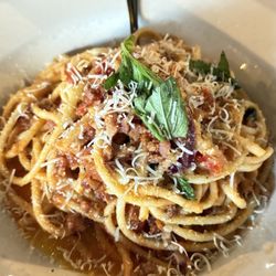 Johnny Farina Restaurant - Bucatini all' amatriciana