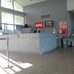 Budget Ocala Intl Airport Car Rentals - 1 person on staff, 1 washer,really old location
