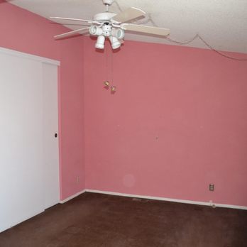 At Your Command - Primary Bedroom before renovation. - Painters Near Me At Your Command - Primary Bedroom before renovation. - Painters Near Me