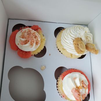 Cake Couture Boutique - cupcakes in a box - Desserts Near Me - Raleigh, North Carolina