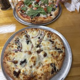 Best pizza in Juneau! I've traveled far & I think I've just settled. It's that good. Best pizza in Juneau! I've traveled far & I think I've just settled. It's that good.
