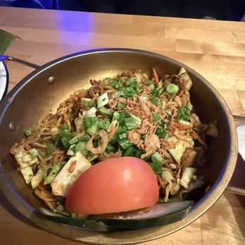 Rasa Rasa Kitchen - Pan Fried Noodles - Asian Fusion Near Me - San Francisco, California