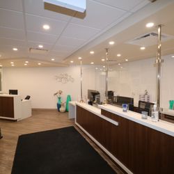 Maples Dental Centre - Reception area