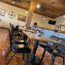 Raves - Main dining area
