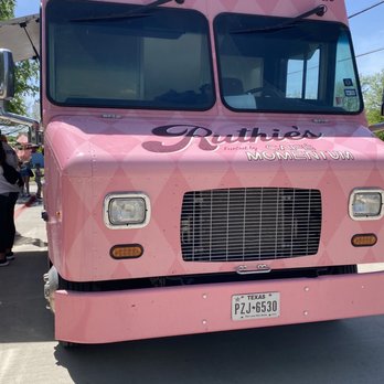 Ruthie's Cafe - Front of the truck - Cafes Near Me - Dallas, Texas