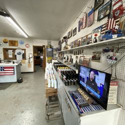 Chale Tire & Oil - Inside Photo 3