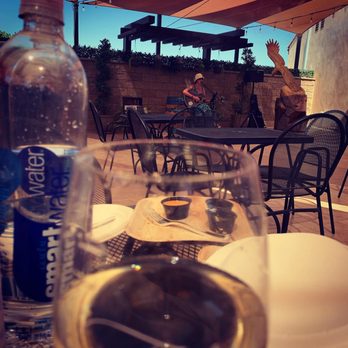 Fazeli Cellars Winery - Live music - Wineries Near Me - Temecula, California