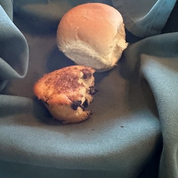 D & R Depot Restaurant - Chocolate chip muffin - American Near Me - Le Roy, New York D & R Depot Restaurant - Chocolate chip muffin - American Near Me - Le Roy, New York