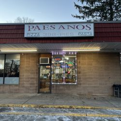 Paesanos Pizza & Pasta - Outside