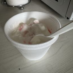 Barely filled ice cream (to go) Barely filled ice cream (to go)