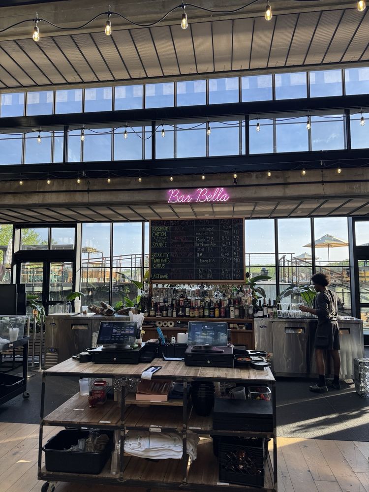 Bar Bella Image