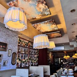 Flora's Wine Bar & Restaurant