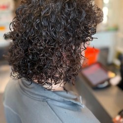 Fantastic Sams Cut & Color