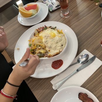 Broken Yolk Cafe - Country Skillet - Breakfast & Brunch Near Me - Chula Vista, California Broken Yolk Cafe - Country Skillet - Breakfast & Brunch Near Me - Chula Vista, California