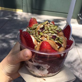 Lazy Bird - 16 oz açaí base & pumpkin flax & sweetened coconut & cranberry & pumpkin seed & sunflower seed & Apple honey & peanut butter & almond butter - Acai Bowls Near Me - Anaheim, California
