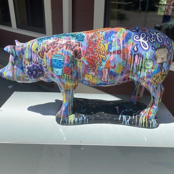 Graffiti Corner - Pig statue - Coffee & Tea Near Me - Fairmont, Minnesota Graffiti Corner - Pig statue - Coffee & Tea Near Me - Fairmont, Minnesota