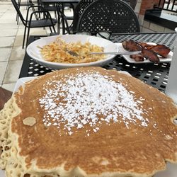 Brunch. | Cedarburg - Pancakes, hash browns and bacon