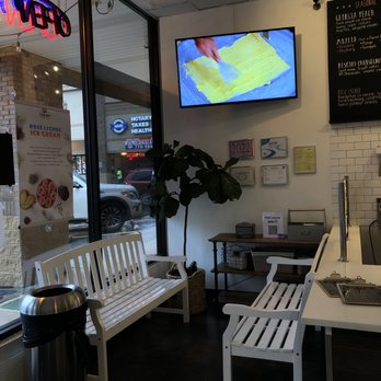 ICENY Atlanta - A couple of the benches near the entrance where customers can sit. - Ice Cream & Frozen Yogurt Near Me - Doraville, Georgia ICENY Atlanta - A couple of the benches near the entrance where customers can sit. - Ice Cream & Frozen Yogurt Near Me - Doraville, Georgia