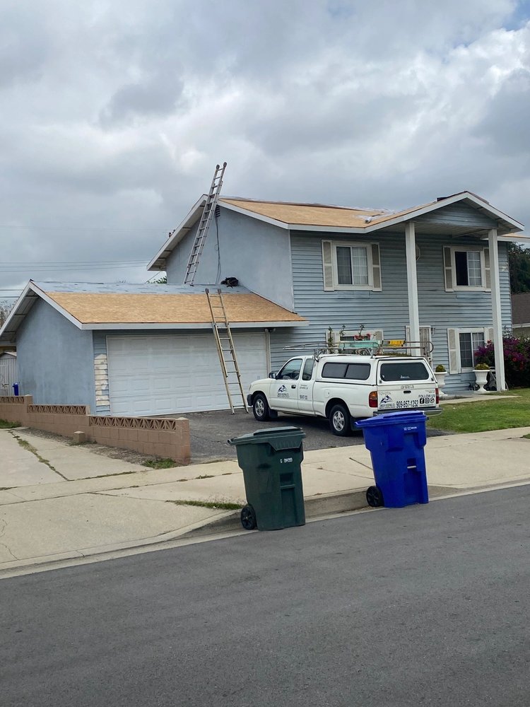 Slide of Jimgov Roofing