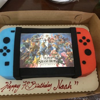 Fantasy Cakes - Nintendo switch cake - Desserts Near Me - Vacaville, California