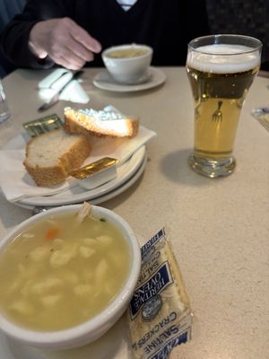 Benny's Café by null