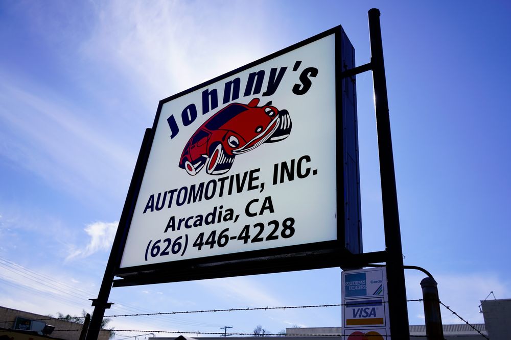 JOHNNY’S AUTOMOTIVE Updated April 2024 73 Reviews 154 W Live Oak