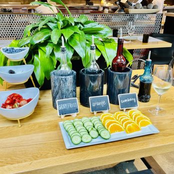 Sixty Vines - Wine Bars Near Me - Houston, Texas