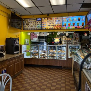 USA Donuts & Croissants - the interior of a restaurant - Donuts Near Me - Van Nuys, California USA Donuts & Croissants - the interior of a restaurant - Donuts Near Me - Van Nuys, California