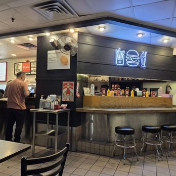 Marty's - Burgers Near Me - Fort Lee, New Jersey