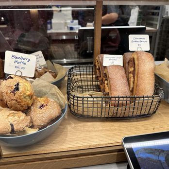 Levain Bakery - Levain Bakery - Chicago, Illinois - Bakeries Near Me - Chicago, Illinois Levain Bakery - Levain Bakery - Chicago, Illinois - Bakeries Near Me - Chicago, Illinois