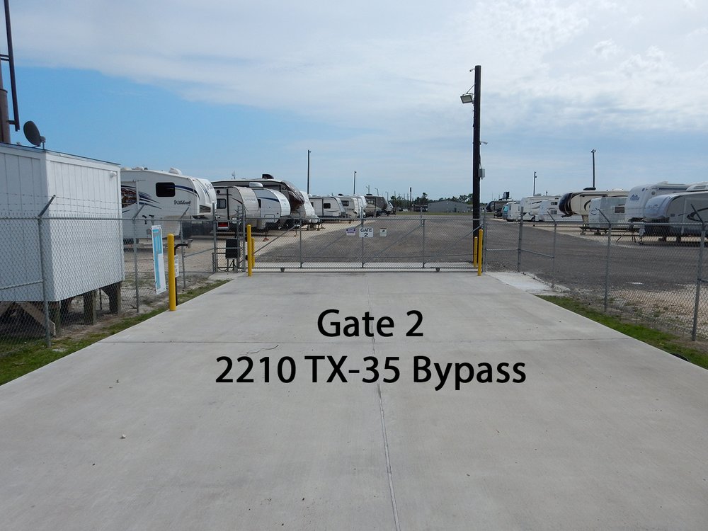 A TOY BOX STORAGE Updated August 2024 2210 Tx35 Bypass, Aransas