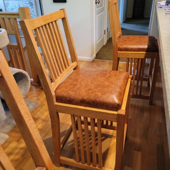It's Bout Time Upholstery - Furniture Reupholstery Near Me - Bellevue, Washington It's Bout Time Upholstery - Furniture Reupholstery Near Me - Bellevue, Washington