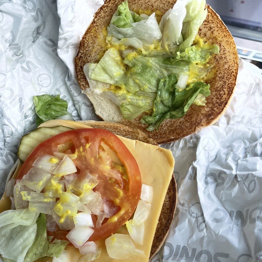 SONIC - Cheeseburger SONIC - Cheeseburger